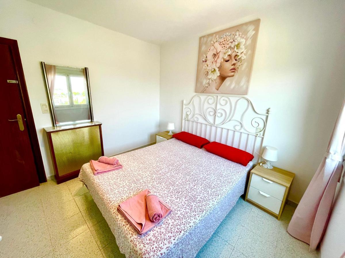 Barca 1 Apartment Сант Адриа де Бесос Екстериор снимка