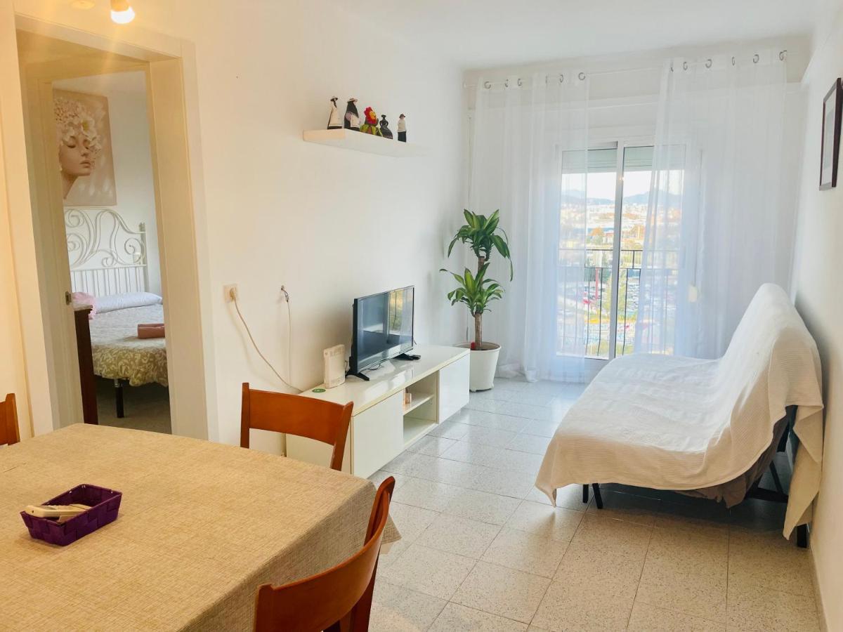 Barca 1 Apartment Сант Адриа де Бесос Екстериор снимка